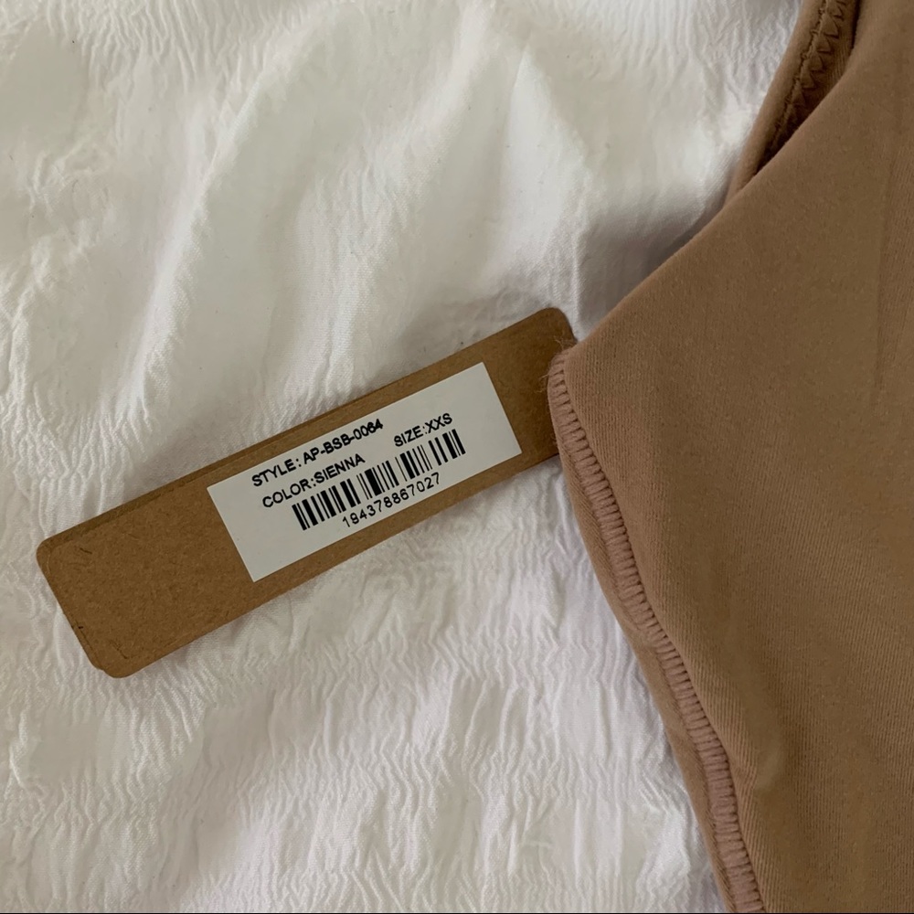 Skims Fits Everybody Sleeveless Mock Neck Bodysuit Sienna - Picture 8 of 9
